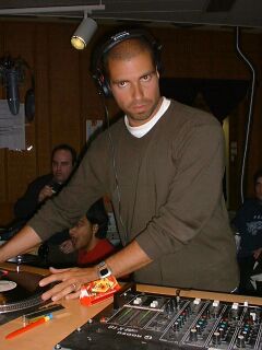 chris liebing an den decks im xxl studio