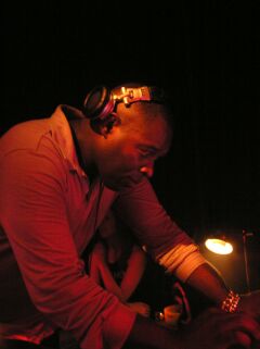 kevin saunderson