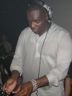 kevin saunderson